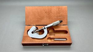 Starrett No 483 V Anvil Micrometer Ratchet Stop IOB