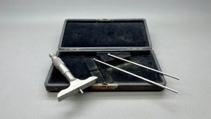 Starrett No 440-A Depth Gauge Ratchet Stop 5 & 6" Extensions In Good Condition IOB