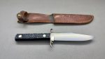 Colonial Prov USA Knife & Leather Sheath In Good Condition - Cap Lifter & Can Opener